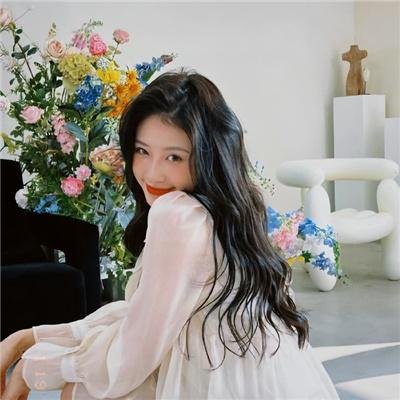 两界穿梭：我赚馒头喂老婆